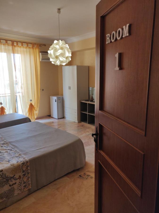 Bed & Breakfast Casa Vittoria Санто Стефано ди Камастра Екстериор снимка